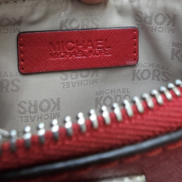 MICHAEL KORS Women's Wristlet Red NWOT - Picture 5 of 6